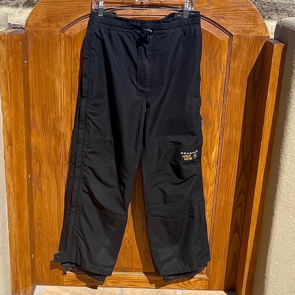 Great Condition ~ Mountain Hardware Gore-tex Ski/Snow Pants (Men’s Size Medium) - Picture 1 of 13